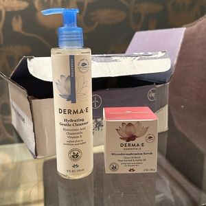 Derma E Hydrating Gentle cleanser & Microdermabrasion scrub New in packaging